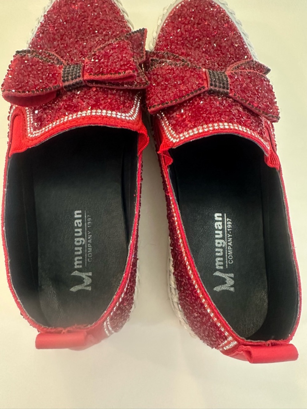 Muguan Red Crystal Embellished Platform Slip-On Sneakers SZ 8.5 or 250 or 39/40 - Picture 3 of 12